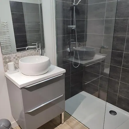 Milady - Maison Avec Jardin Privatif, Feriehus
